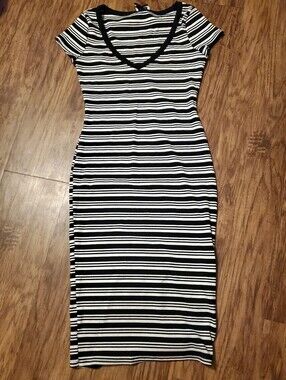 Derek Heart Striped Midi
